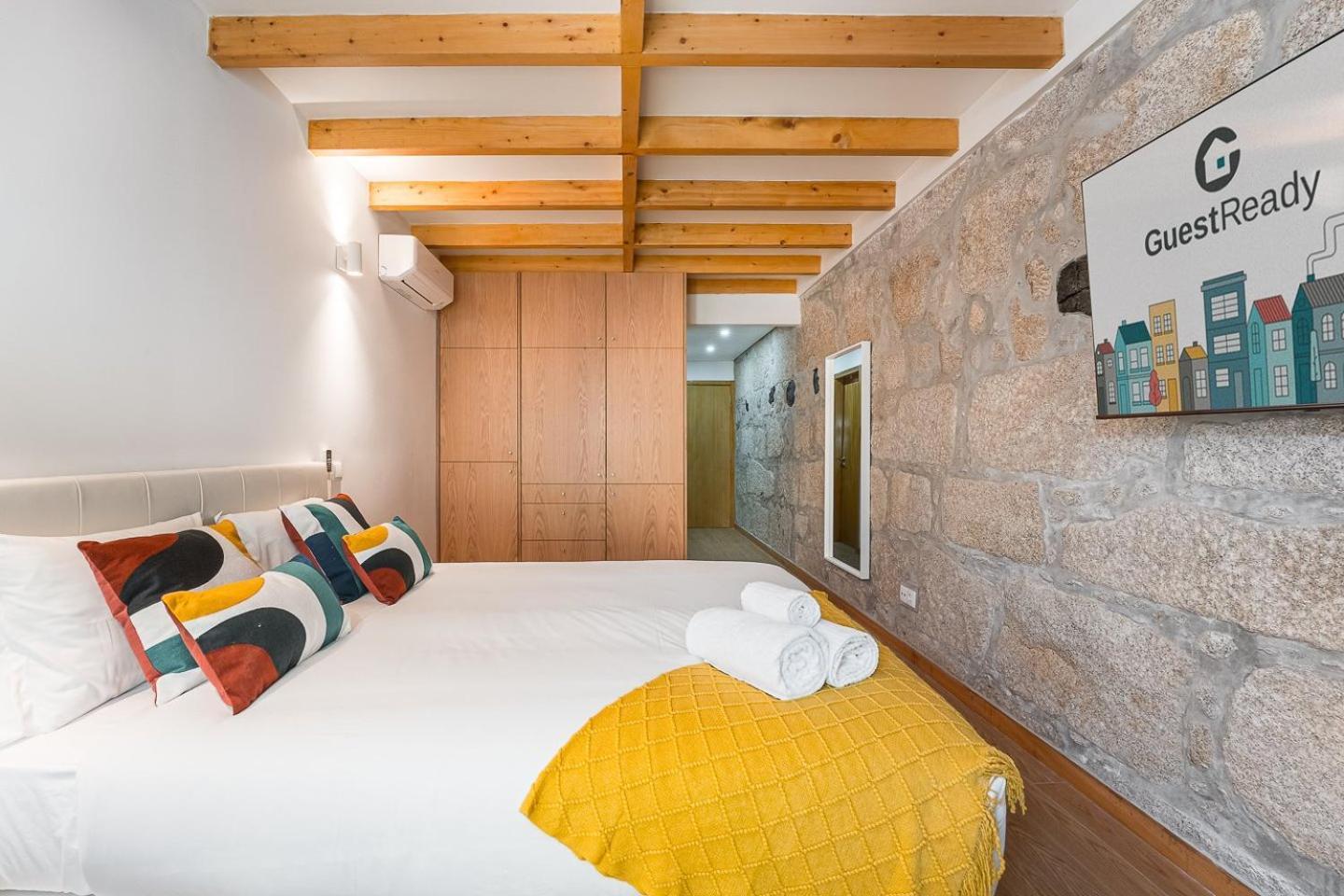 Guestready - Miragaia Stone Studios & Apartments Porto Kültér fotó